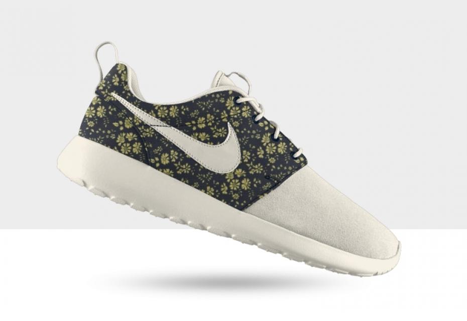nike rosh run motif